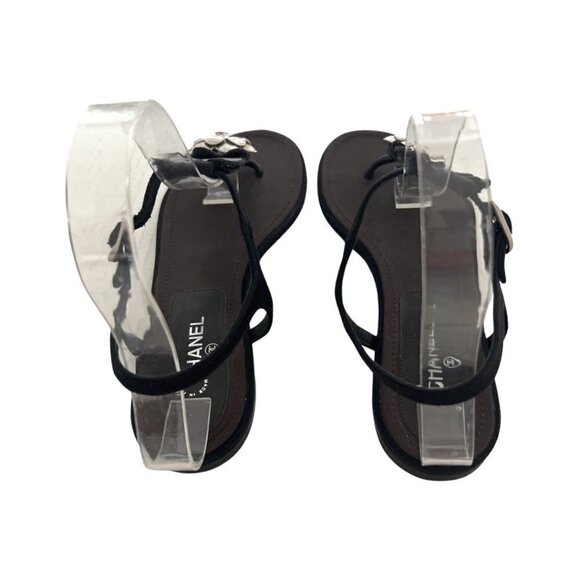 Chanel Limited Edition metallic thread flower pearl thong sandals size 38 - Picture 4 of 9